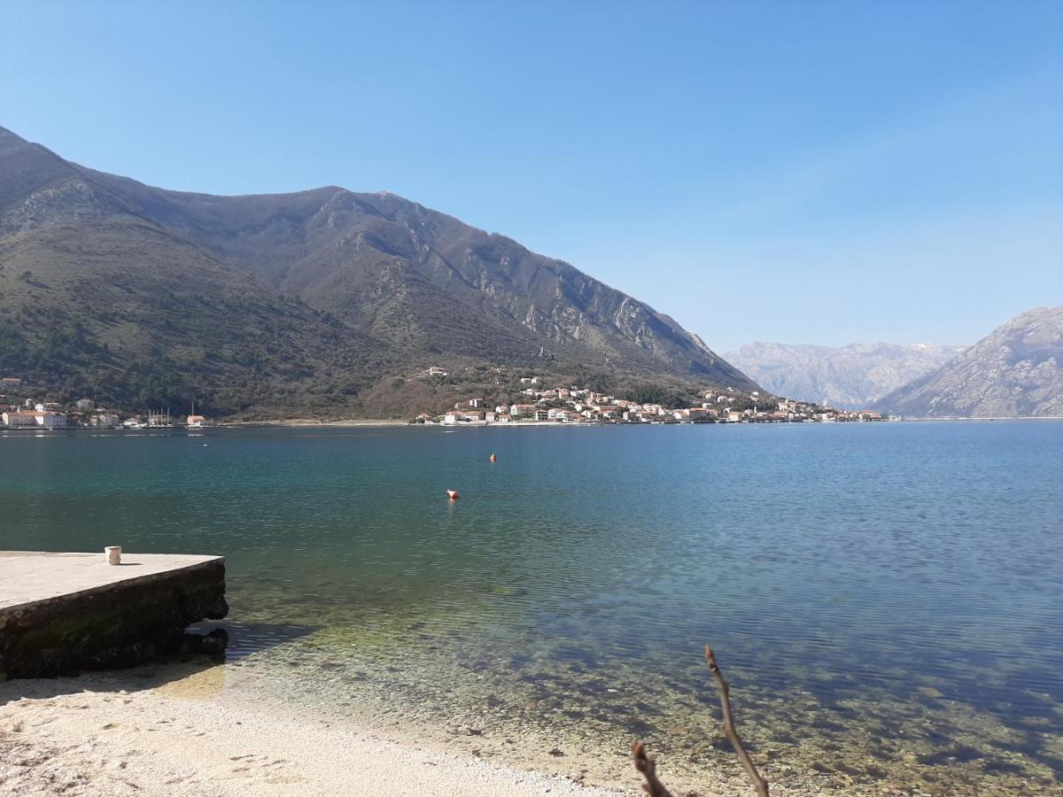 Apartments Tiha Noc Kotor Exterior foto